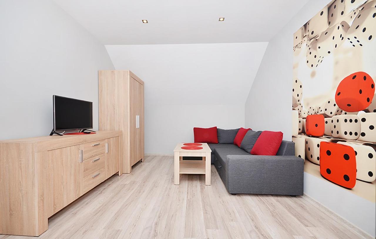 Apartamenty Teczowe Ujście-Darłowskie Exteriör bild