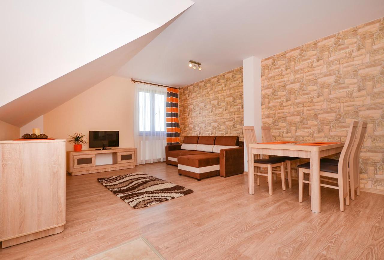 Apartamenty Teczowe Ujście-Darłowskie Exteriör bild