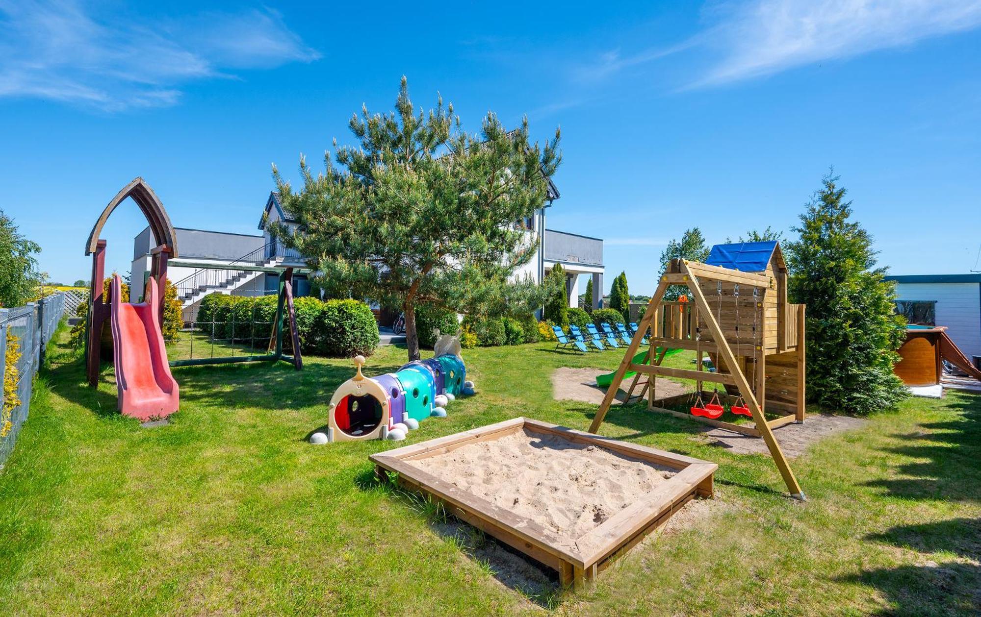 Apartamenty Teczowe Ujście-Darłowskie Exteriör bild