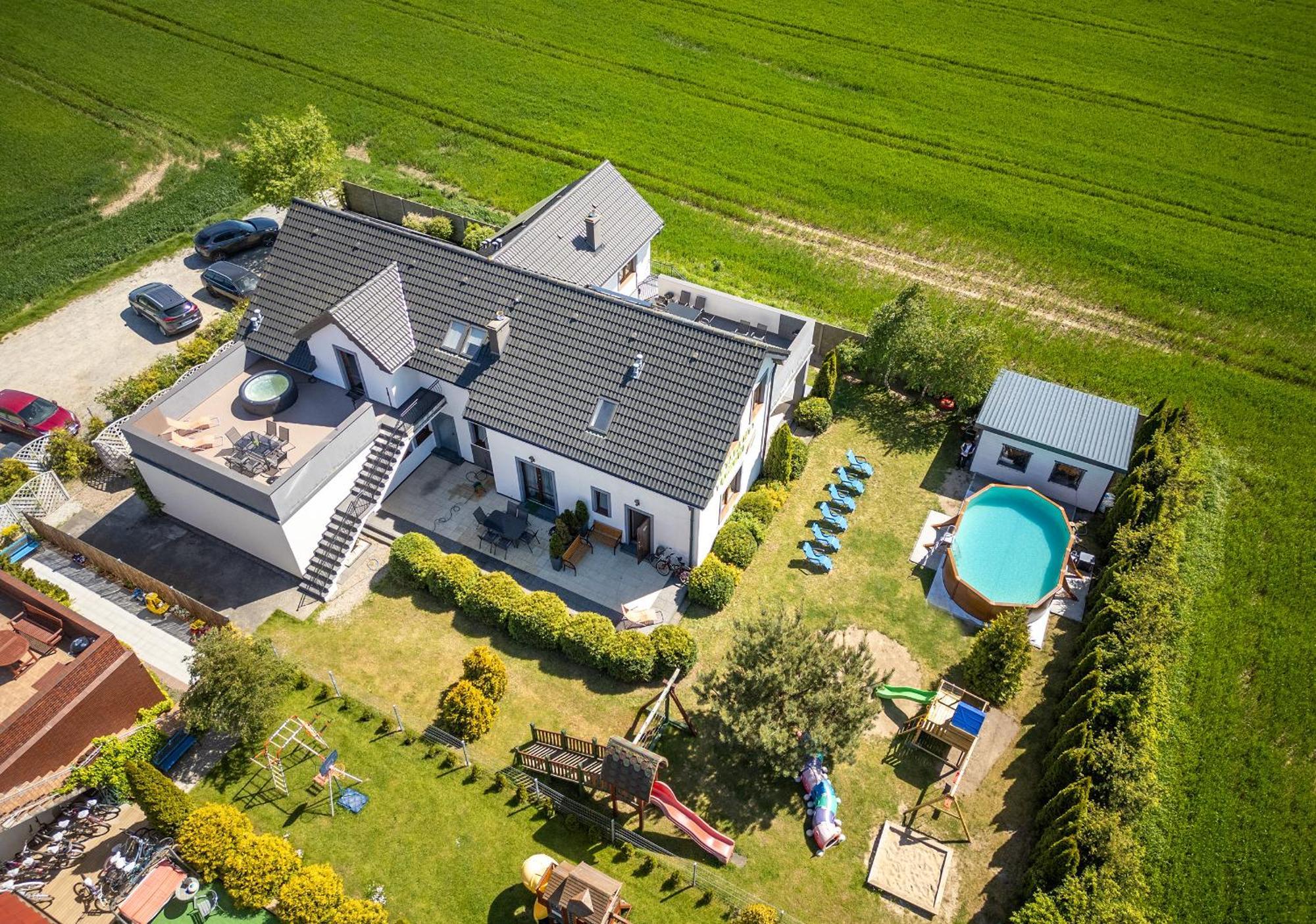 Apartamenty Teczowe Ujście-Darłowskie Exteriör bild